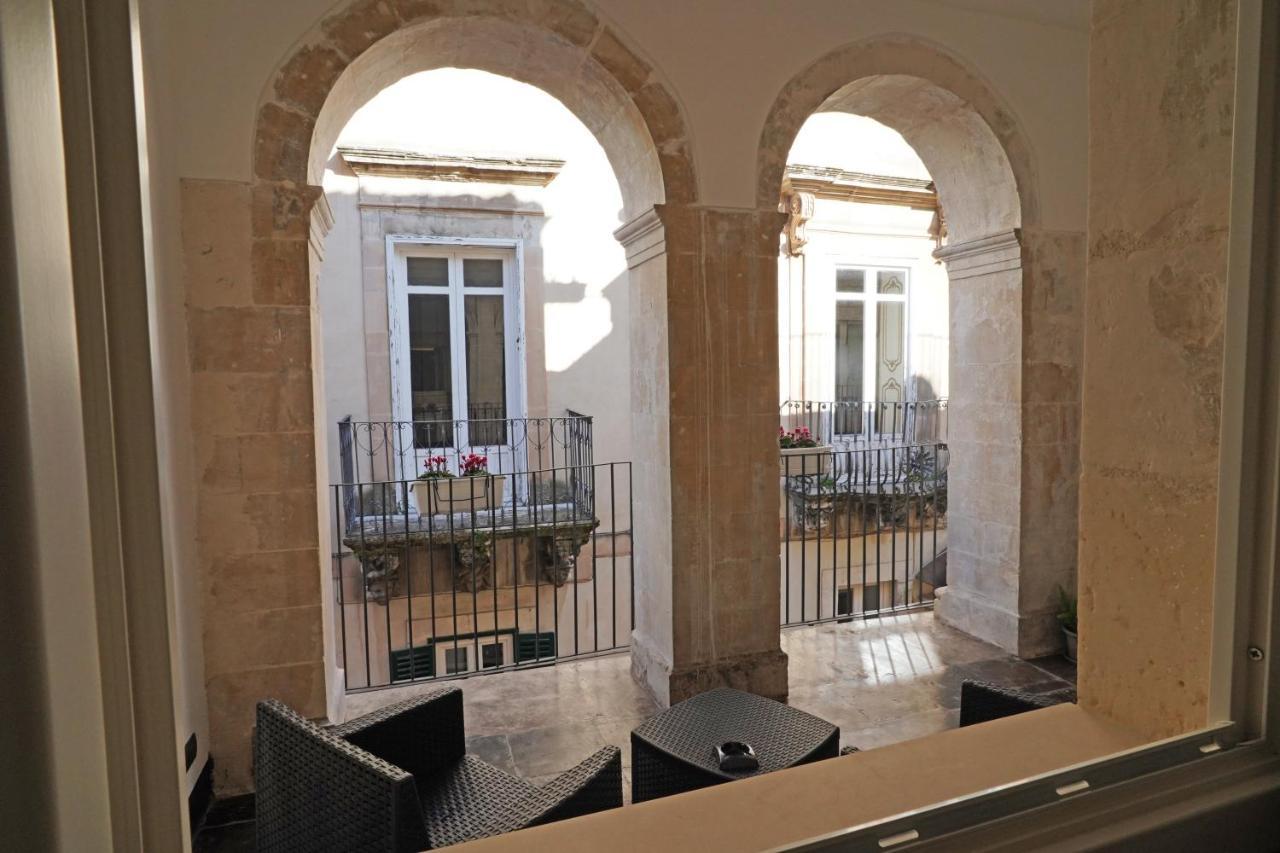 Hotel Neropece Ragusa Exterior foto