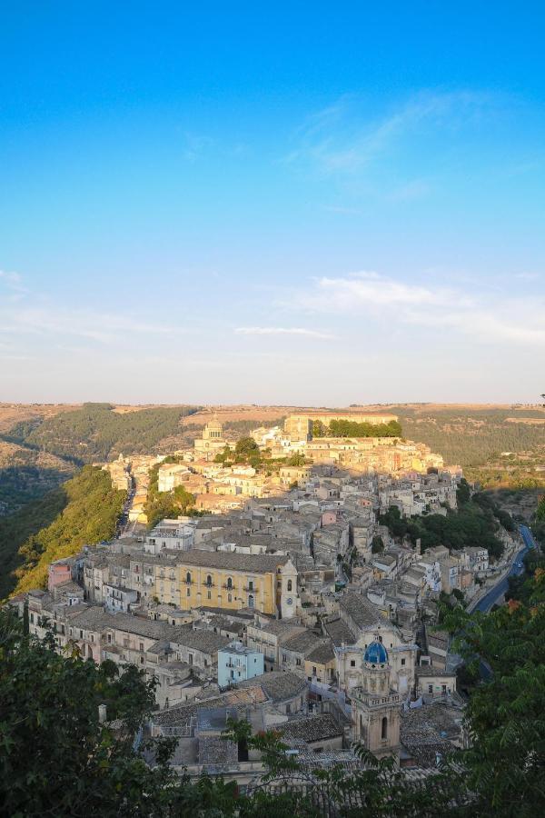 Hotel Neropece Ragusa Exterior foto